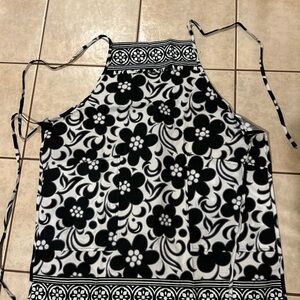 Vera Bradley Retired Rare Full  Apron Night & Day Black White Pattern
